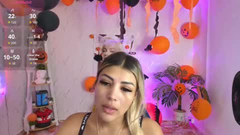 Snapshot of saloomee__ chatting on 26, 10, 2025 SALOME online show from 26, 10, 2025
