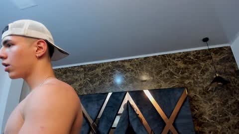 Snapshot of salvatore_damore chatting on 6, 1, 2025 SALVATORE online show from 6, 1, 2025