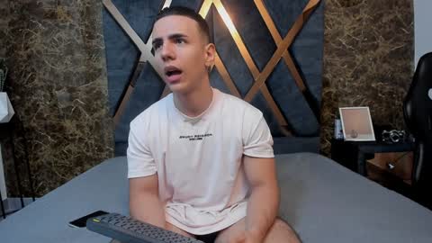 Snapshot of salvatore_damore chatting on 7, 1, 2025 SALVATORE online show from 7, 1, 2025