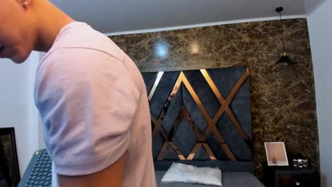 Snapshot of salvatore_damore chatting on 14, 1, 2025 SALVATORE online show from 14, 1, 2025