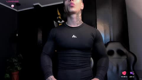 Snapshot of salvatore_damore chatting on 24, 9, 2025 SALVATORE online show from 24, 9, 2025