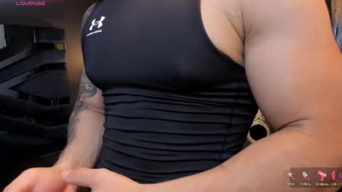 Snapshot of salvatore_damore chatting on 25, 10, 2025 SALVATORE online show from 25, 10, 2025