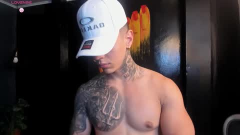 Snapshot of salvatore_damore chatting on 27, 11, 2025 SALVATORE online show from 27, 11, 2025