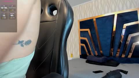 Snapshot of salvatore_damore chatting on 30, 11, 2025 SALVATORE online show from 30, 11, 2025