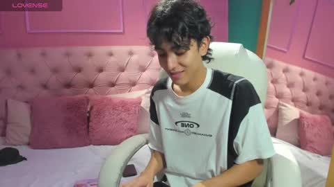 Snapshot of salvatore_monterey chatting on 8, 1, 2025 salvatore online show from 8, 1, 2025