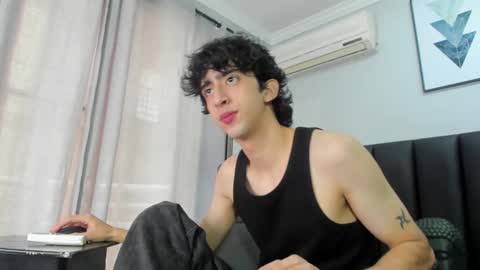 Snapshot of salvatore_monterey chatting on 15, 2, 2025 salvatore online show from 15, 2, 2025