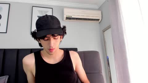 Snapshot of salvatore_monterey chatting on 3, 3, 2025 salvatore online show from 3, 3, 2025