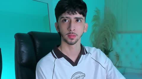 Snapshot of salvatore_monterey chatting on 18, 9, 2025 salvatore online show from 18, 9, 2025