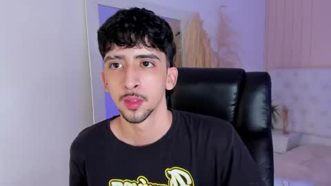 Snapshot of salvatore_monterey chatting on 26, 9, 2025 salvatore online show from 26, 9, 2025