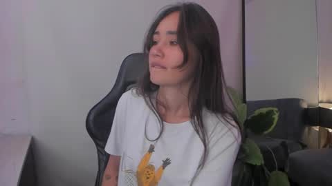 Stefana    or    Samchispas online show from 25, 2, 2025