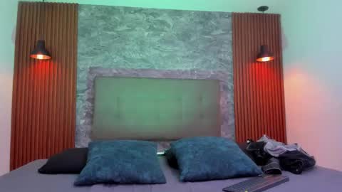 Sam Clark online show from 23, 10, 2025