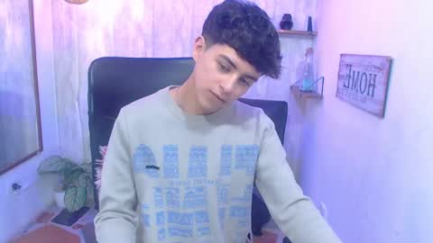 Snapshot of sam_daves chatting on 5, 2, 2025 Sam online show from 5, 2, 2025