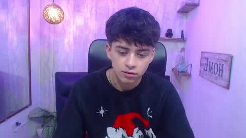 Snapshot of sam_daves chatting on 7, 2, 2025 Sam online show from 7, 2, 2025