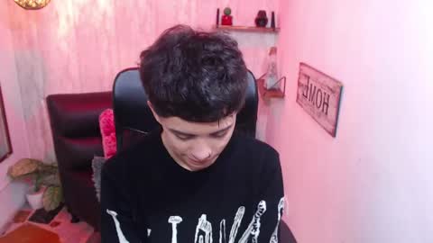 Snapshot of sam_daves chatting on 28, 2, 2025 Sam online show from 28, 2, 2025