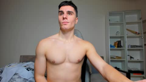 Snapshot of sam_huston18 chatting on 30, 1, 2025 BACK IN 2 WEEKS online show from 30, 1, 2025