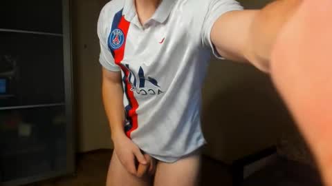 Snapshot of sam_huston18 chatting on 2, 11, 2025 BACK IN 2 WEEKS online show from 2, 11, 2025