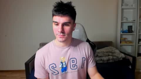 Snapshot of sam_huston18 chatting on 26, 11, 2025 BACK IN 2 WEEKS online show from 26, 11, 2025