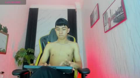 Snapshot of sam_kato chatting on 13, 10, 2025 S A M online show from 13, 10, 2025