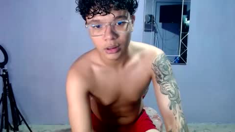 sam_latino22 online show from 22, 11, 2025
