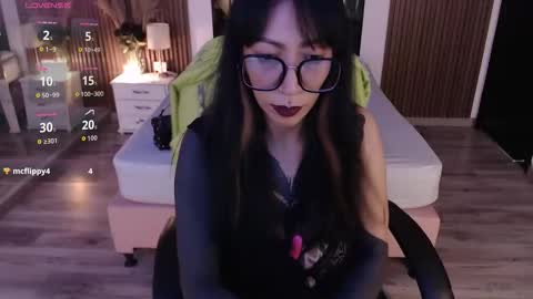 Snapshot of sam_mansson66 chatting on 20, 12, 2025 SAM MANSON online show from 20, 12, 2025