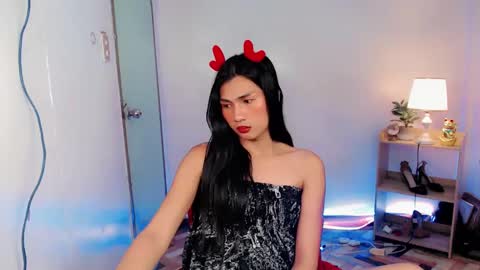 Snapshot of sam_mitinair chatting on 23, 12, 2024 sam online show from 23, 12, 2024