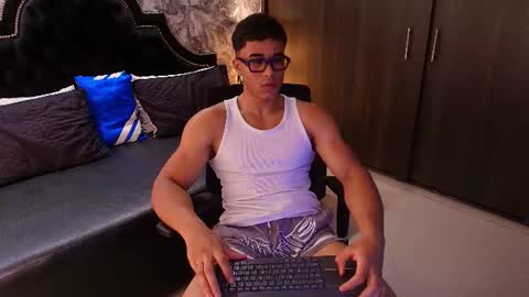 sam_rouge online show from 9, 7, 2026