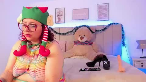 Snapshot of sam_von_tess chatting on 13, 12, 2025 Samantha online show from 13, 12, 2025