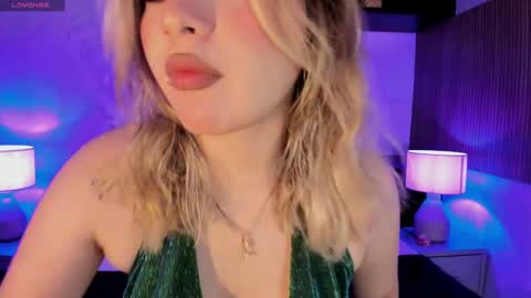 Samanta online show from 10, 2, 2025