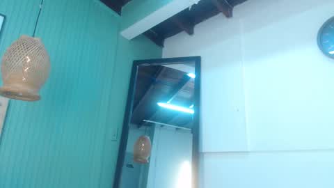 Snapshot of samanta_dream9 chatting on 8, 11, 2025 samanta online show from 8, 11, 2025