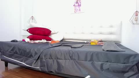 Sofia  online show from 19, 12, 2024