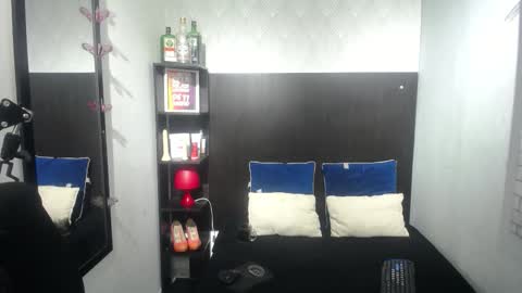 Snapshot of samanta_ortizz chatting on 24, 10, 2025 samanta ortizz online show from 24, 10, 2025