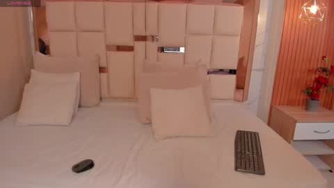 Snapshot of samanta_quinn chatting on 22, 5, 2026 samantha online show from 22, 5, 2026
