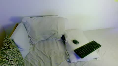 Snapshot of samanta_r_ chatting on 17, 6, 2026 Samanta online show from 17, 6, 2026