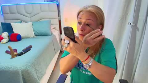 Samanta Stone online show from 21, 7, 2026
