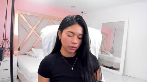 Snapshot of samantaa_shy chatting on 18, 1, 2026 sam online show from 18, 1, 2026