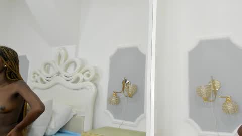 Snapshot of samantamarquez chatting on 11, 2, 2025 Samanta online show from 11, 2, 2025