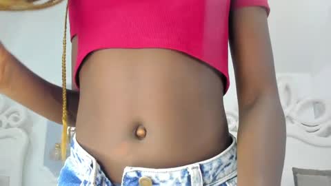 Snapshot of samantamarquez chatting on 12, 2, 2025 Samanta online show from 12, 2, 2025