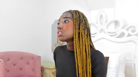 Snapshot of samantamarquez chatting on 9, 3, 2025 Samanta online show from 9, 3, 2025