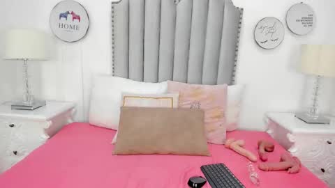 Snapshot of samantamarquez chatting on 25, 11, 2025 Samanta online show from 25, 11, 2025