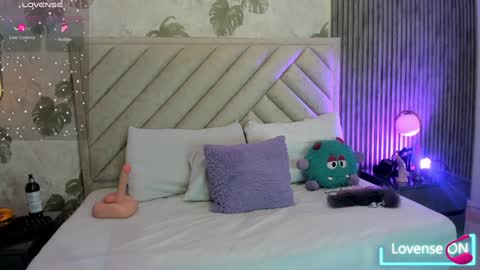 Samantha  online show from 7, 2, 2025