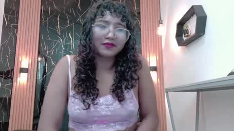 Snapshot of samantha_fox8 chatting on 1, 6, 2026 online show from 1, 6, 2026