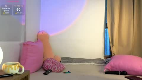 Snapshot of samantha_ros1 chatting on 24, 5, 2026 Samantha Ros online show from 24, 5, 2026
