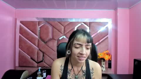 Samantha Smitth online show from 12, 9, 2025