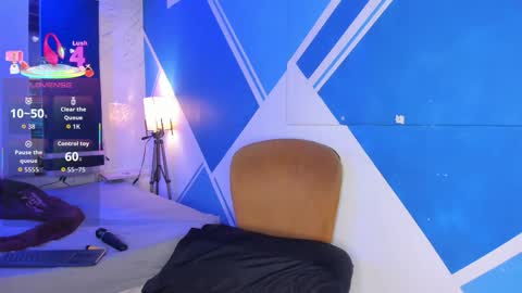 Samantha Ferrer online show from 5, 10, 2025