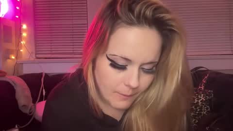 Snapshot of samanthafever chatting on 15, 1, 2026 samanthafever online show from 15, 1, 2026