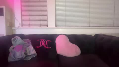 Snapshot of samanthafever chatting on 26, 3, 2026 samanthafever online show from 26, 3, 2026