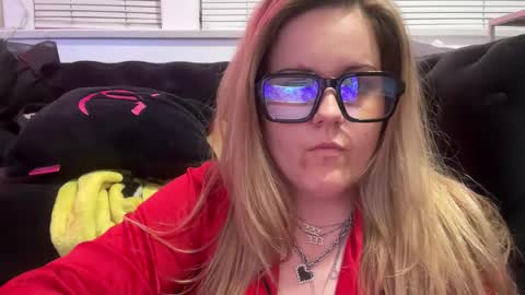 Snapshot of samanthafever chatting on 18, 5, 2026 samanthafever online show from 18, 5, 2026