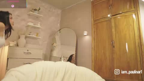 paulina rios online show from 19, 4, 2026