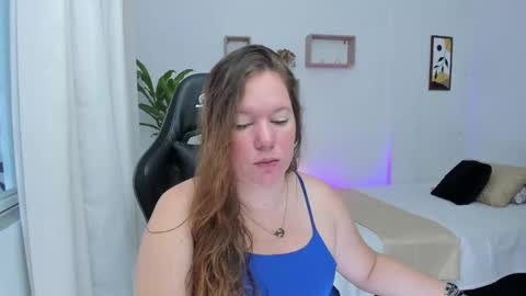 Snapshot of samanthaleon chatting on 17, 12, 2024 Samantha samy online show from 17, 12, 2024