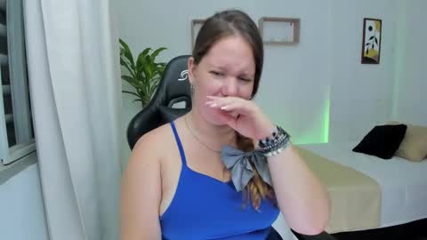 Snapshot of samanthaleon chatting on 18, 12, 2024 Samantha samy online show from 18, 12, 2024